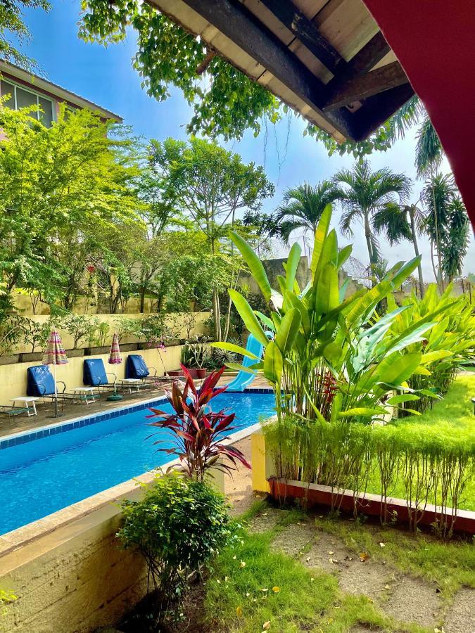 Residence Bertille Abidjan Cocody Экстерьер фото